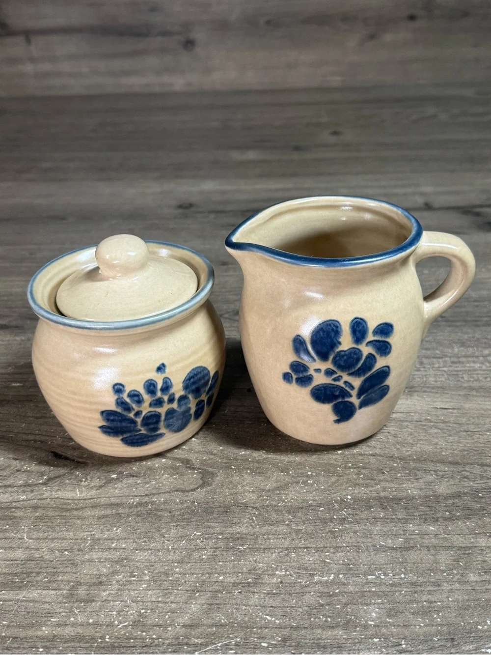 Vintage Pfaltzgraff Folk Art Creamer #024 Sugar Bowl Lid USA Stoneware Set